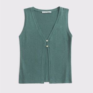 Green Sleeveless Knit Top
